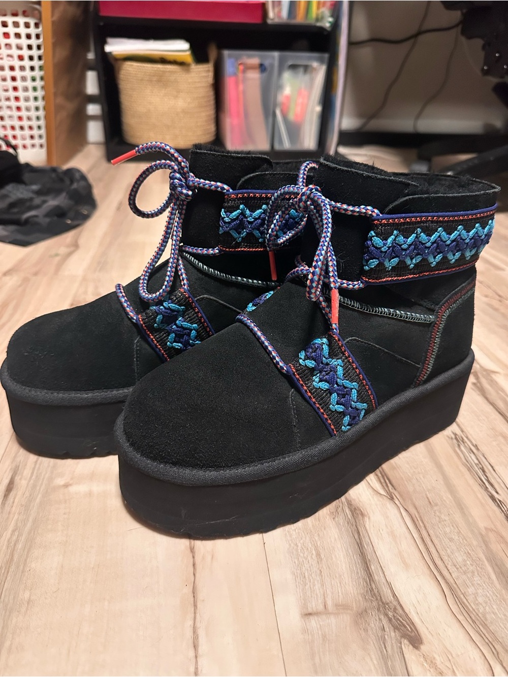 Ugg Mini II Braid Platform - Black - Womens 9